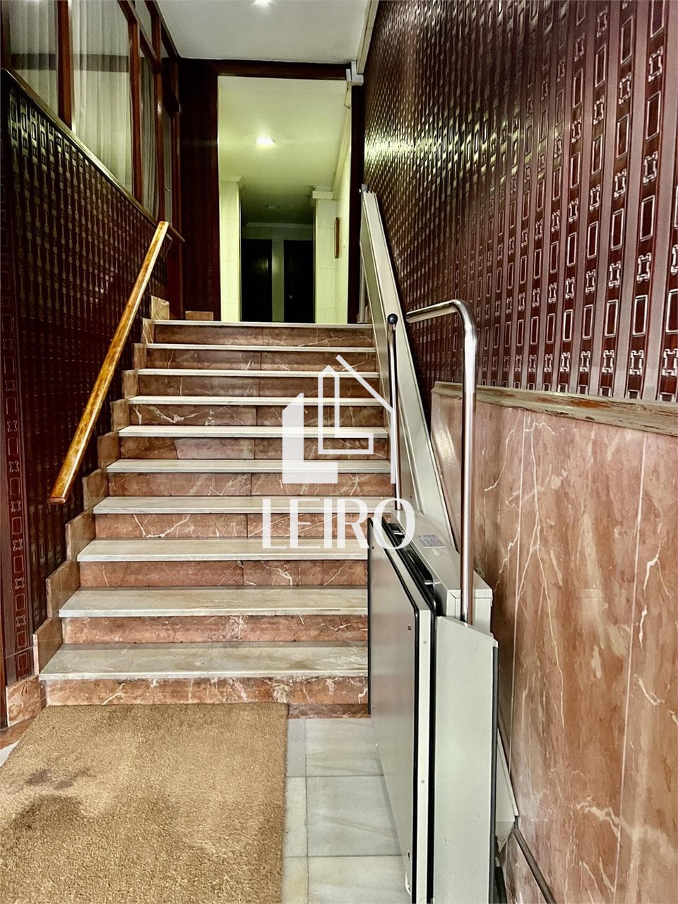 Foto 19 Piso Céntrico de 4 Dormitorios con Plaza de Garaje y Trastero