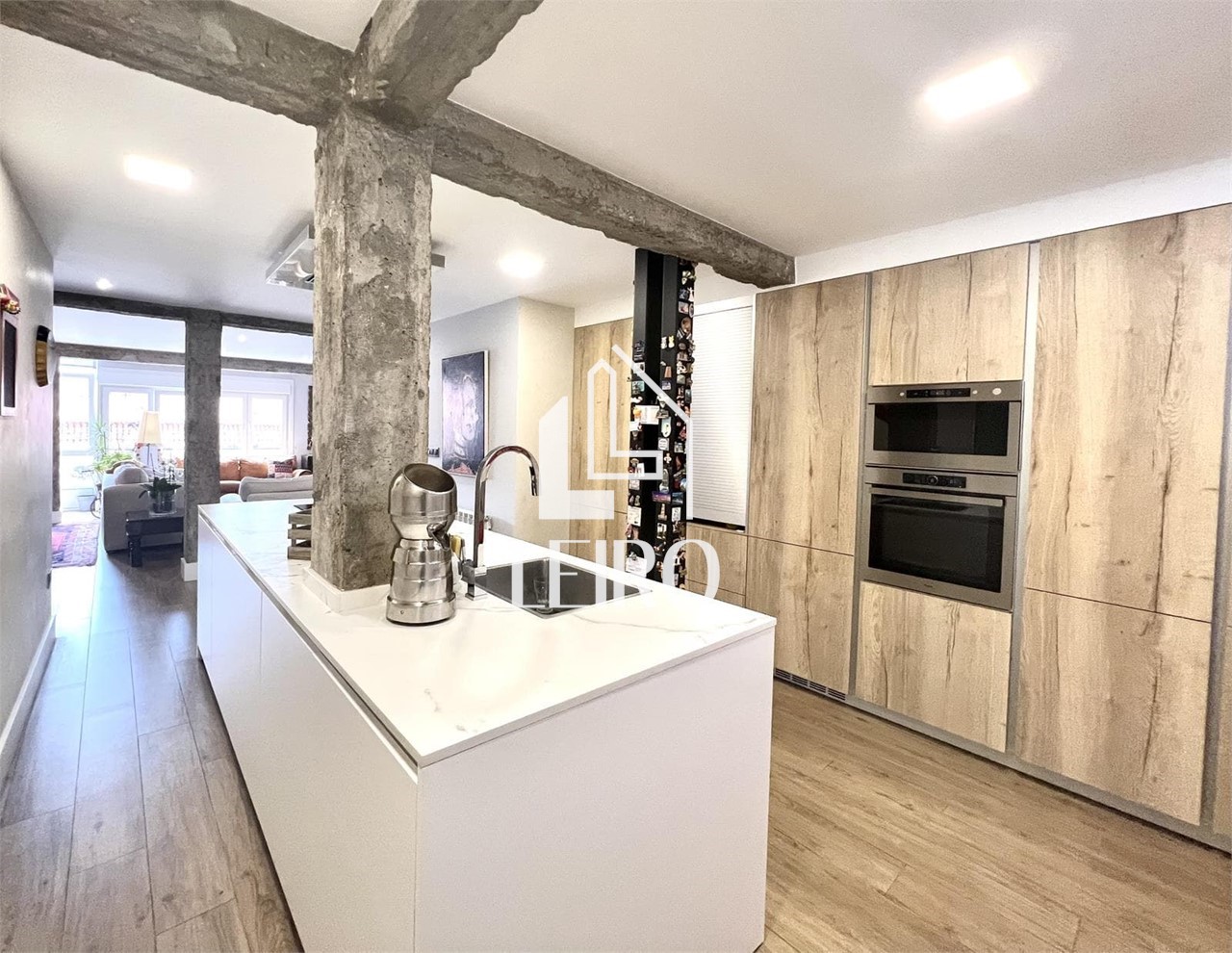 Foto 1 Piso con Excelentes Calidades160 m2 Reformado en Pleno Centro