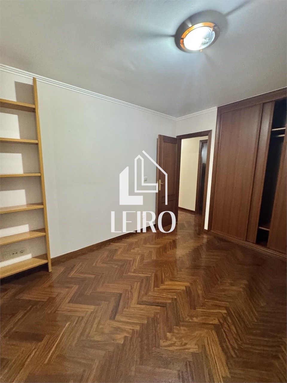 Foto 23 PISO CON TERRAZA GARAJE Y TRASTERO 