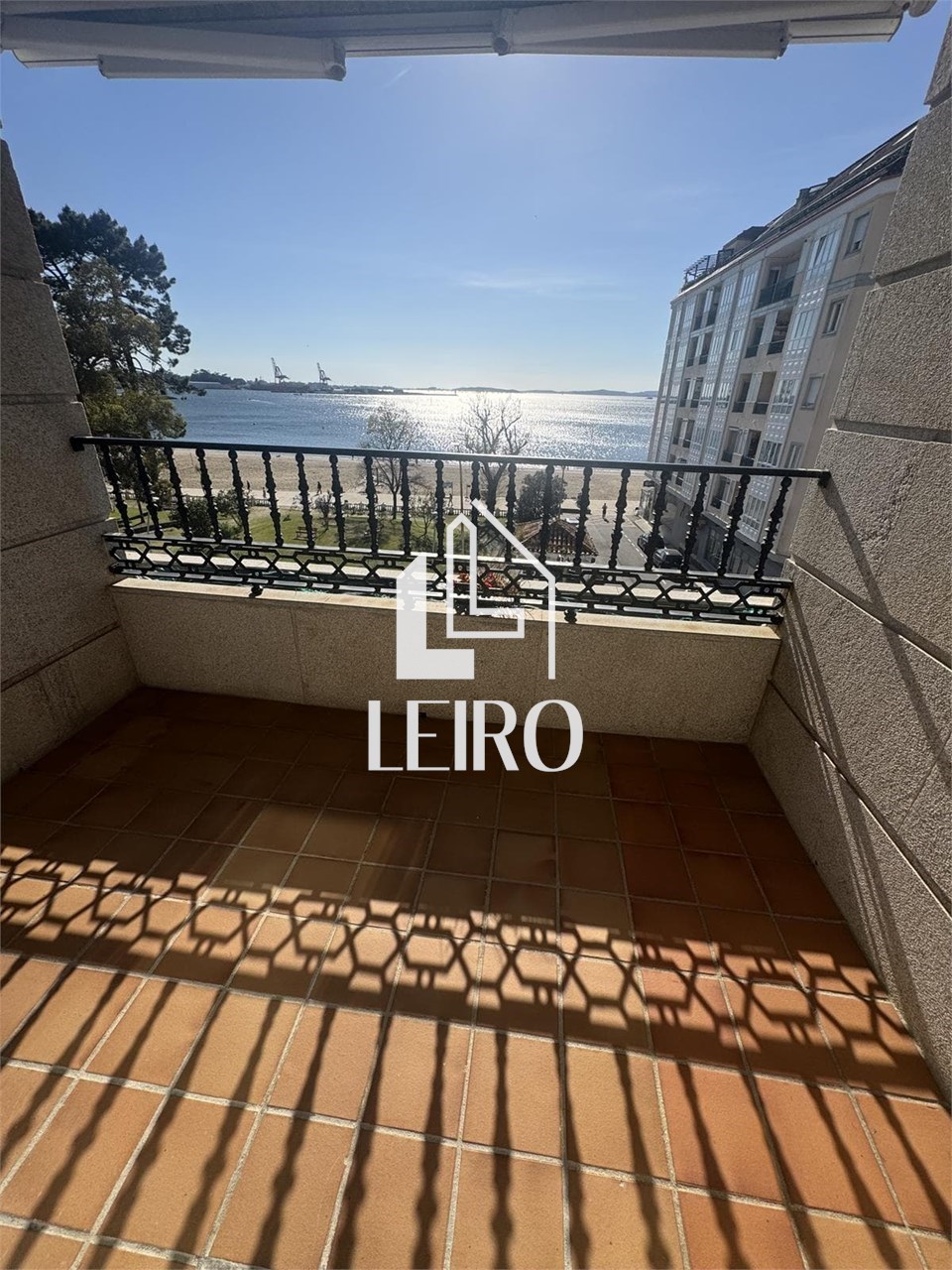 Foto 21 PISO CON VISTAS AL MAR TERRAZA ,GARAJE Y TRASTERO- PLAYA COMPOSTELA