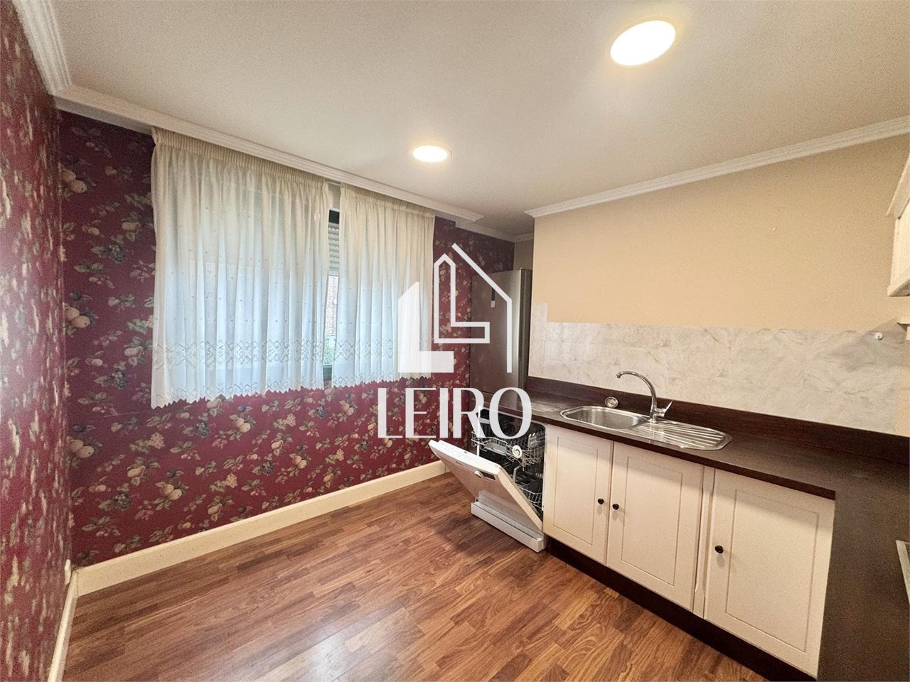 Foto 12 PISO DE 122 m2 EN FANTÁSTICA UBICACIÓN CON GARAJE Y TRASTERO