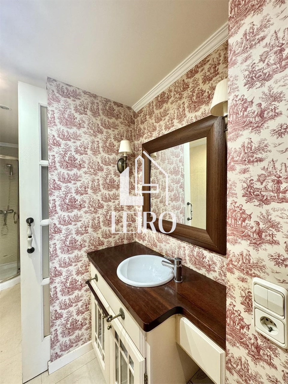 Foto 7 PISO DE 122 m2 EN FANTÁSTICA UBICACIÓN CON GARAJE Y TRASTERO