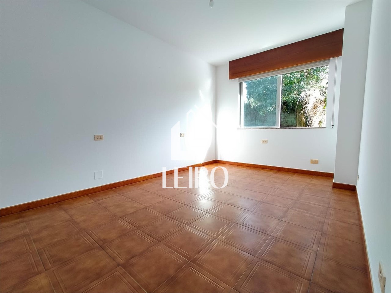 Foto 7 Piso de 4 Dormitorios con Garaje 