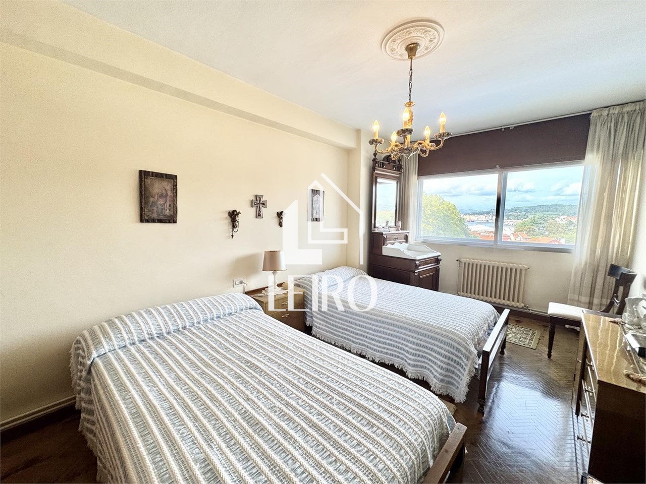 Foto 11 PISO DE 4 DORMITORIOS EN EDIFICIO CON PISCINA