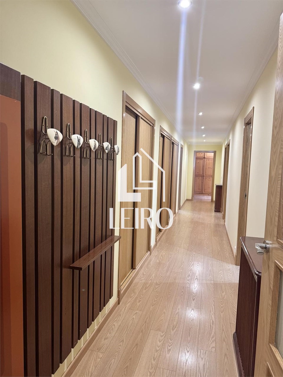 Foto 13 PISO DE 4 DORMITORIOS EN PLENO CENTRO 175 M2