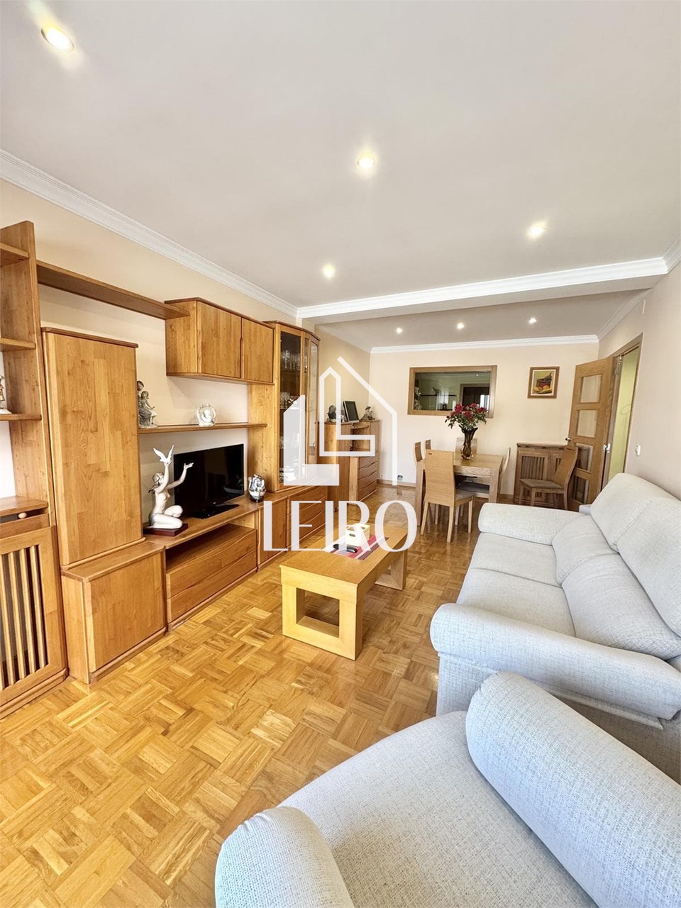 Foto 1 PISO DE 4 DORMITORIOS EN PLENO CENTRO 175 M2