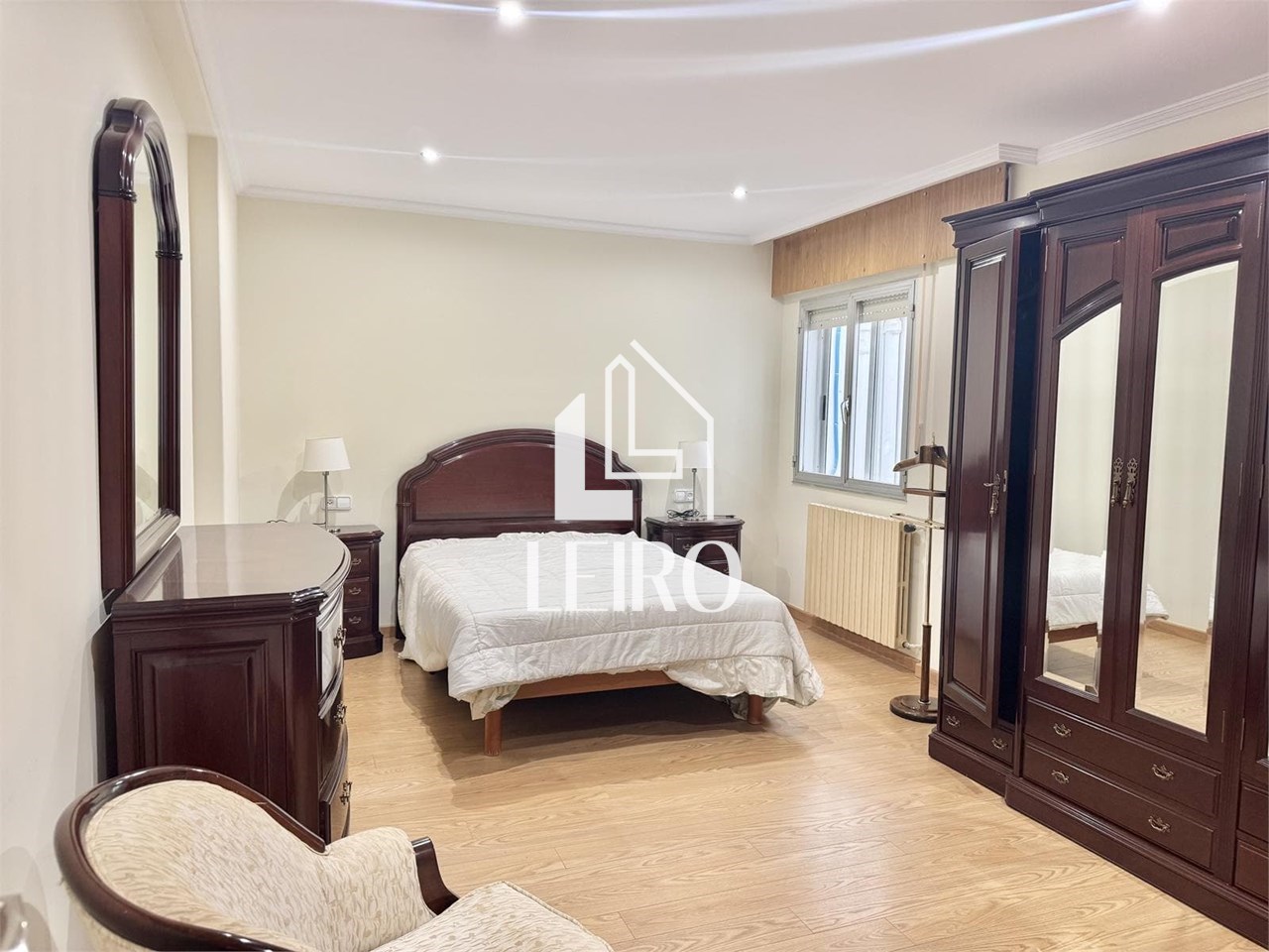 Foto 20 PISO DE 4 DORMITORIOS EN PLENO CENTRO 175 M2