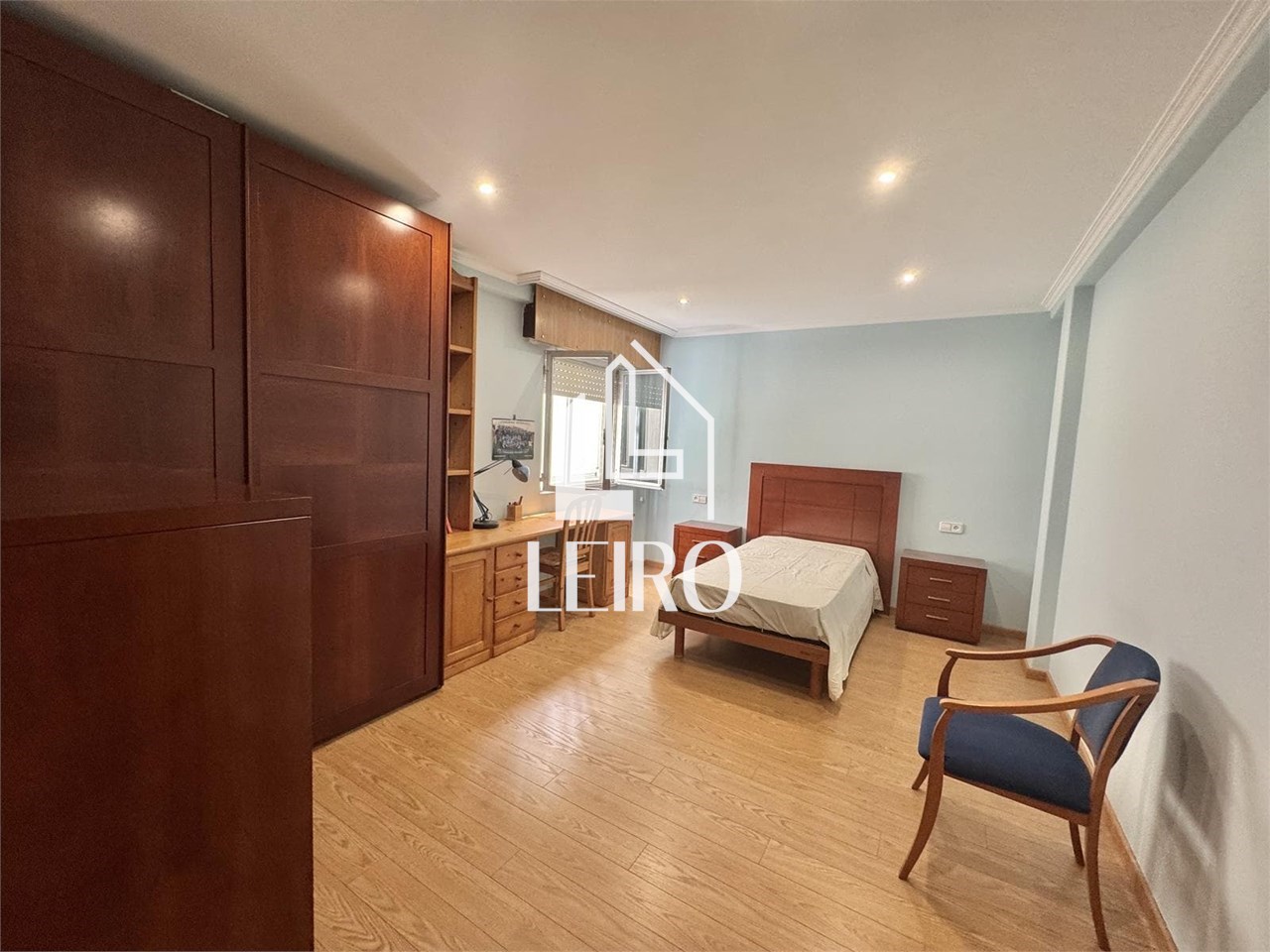 Foto 23 PISO DE 4 DORMITORIOS EN PLENO CENTRO 175 M2