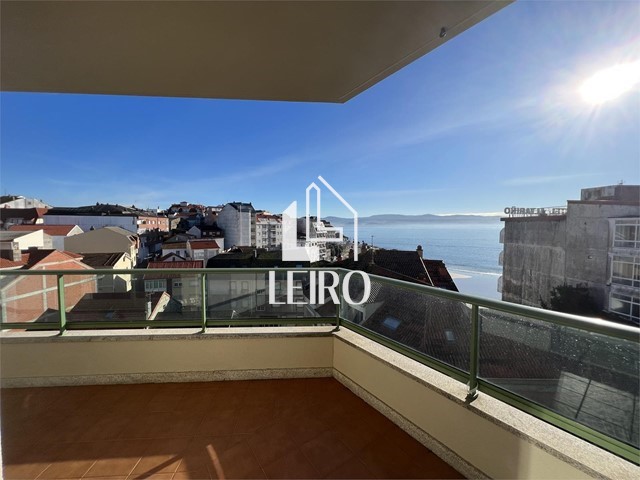 Piso en la Playa  con Terraza y Vistas al Mar - Sanxenxo