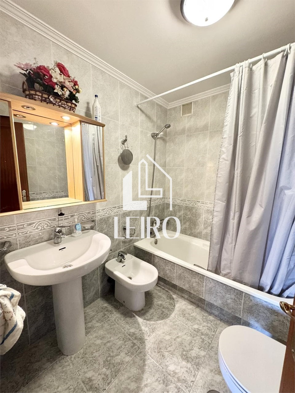 Foto 22 PISO EXTERIOR DE 4 DORMITORIOS TERRAZA GARAJE Y TRASTERO