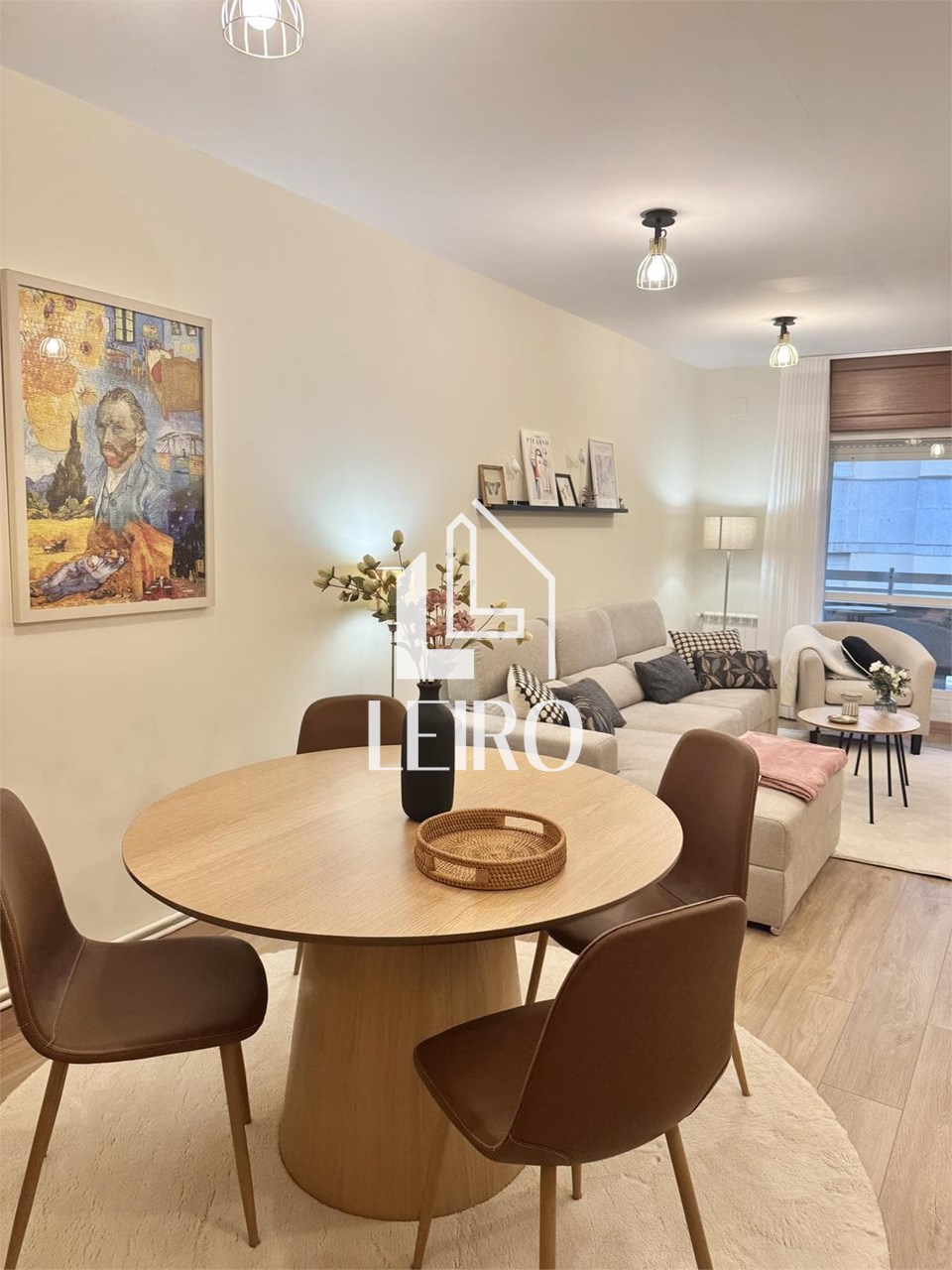 Foto 8 PISO MUY CÉNTRICO CON TERRAZA DE 4 DORMITORIOS,  AMUEBLADO, CON GARAJE