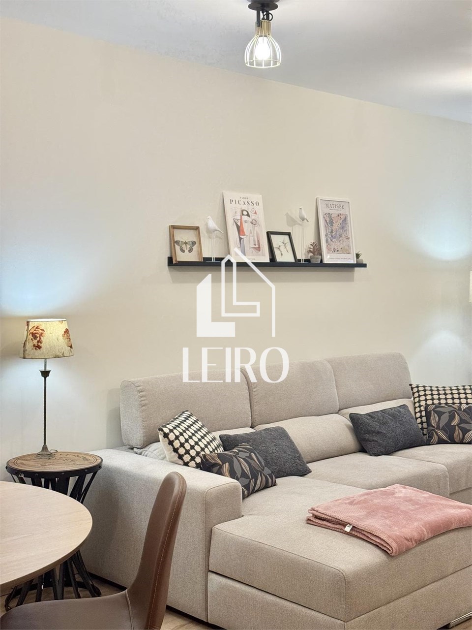 Foto 9 PISO MUY CÉNTRICO CON TERRAZA DE 4 DORMITORIOS,  AMUEBLADO, CON GARAJE