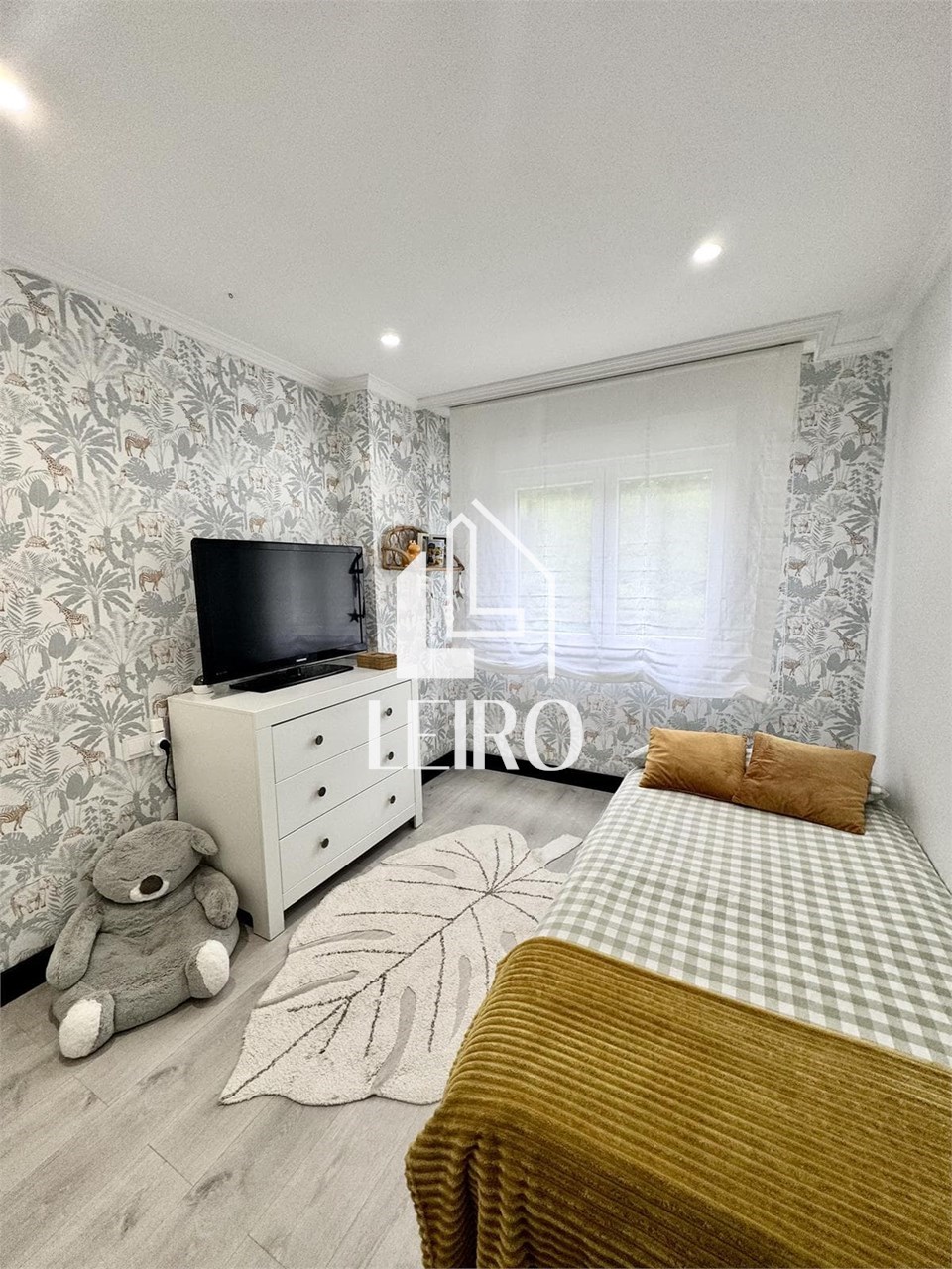 Foto 27 PISO REFORMADO CON TERRAZA Y 2 PLAZAS DE GARAJE 