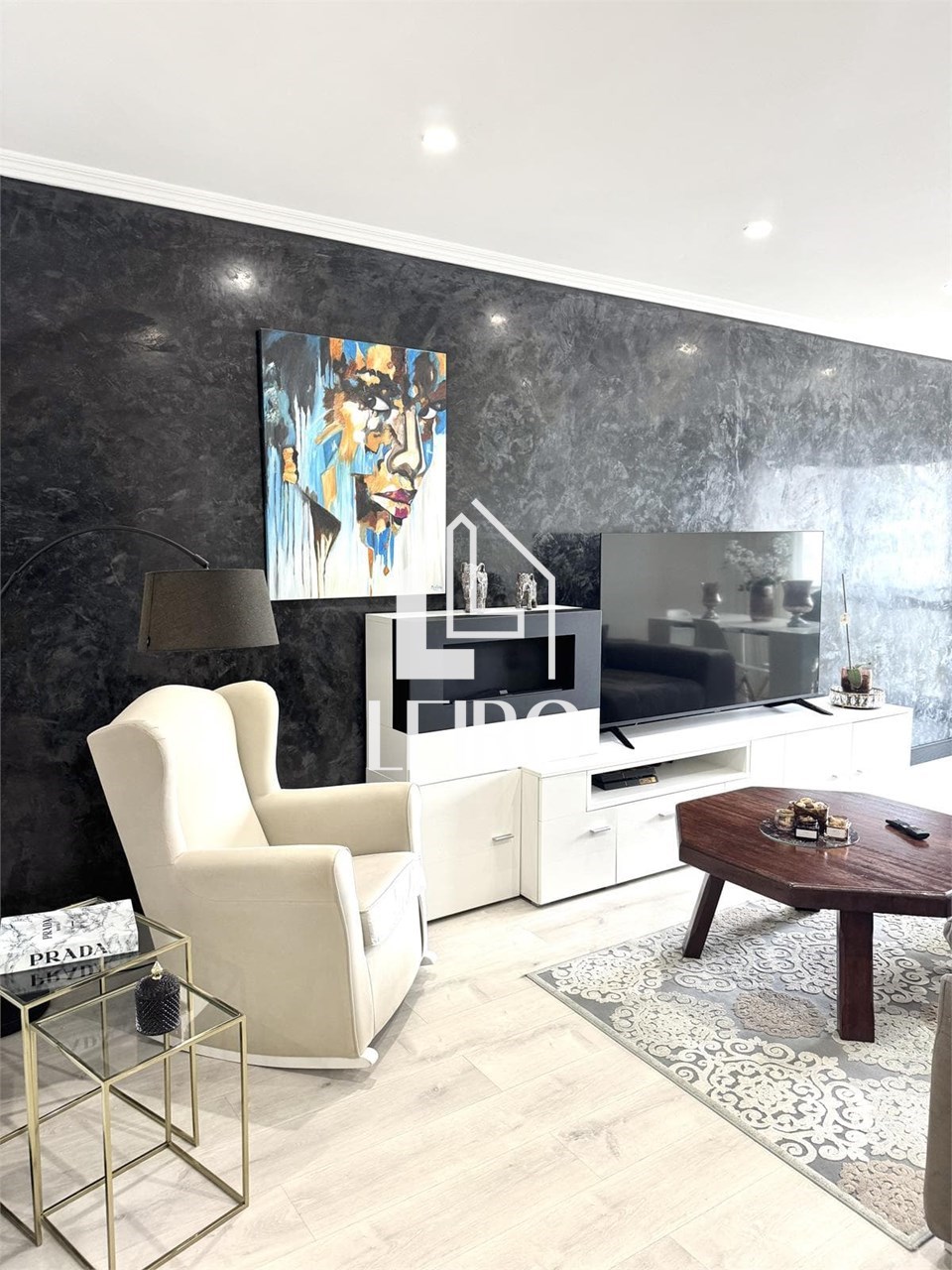 Foto 8 PISO REFORMADO CON TERRAZA Y 2 PLAZAS DE GARAJE 