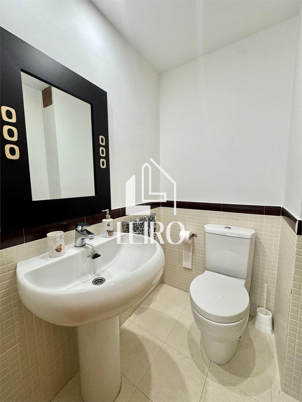 Foto 5 PISO REFORMADO  CON TRASTERO CÉNTRICO