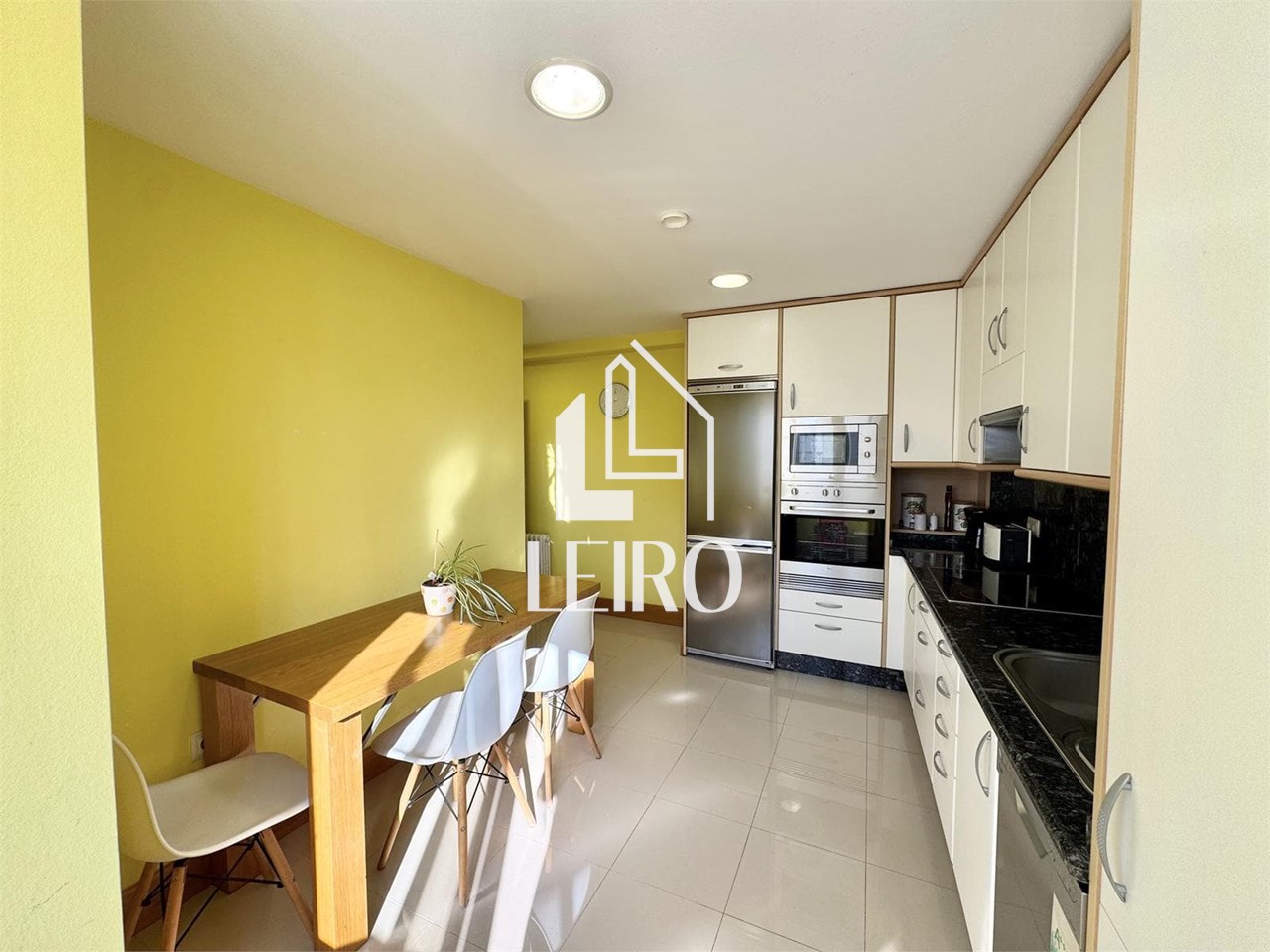 Foto 7 PISO REFORMADO  CON TRASTERO CÉNTRICO