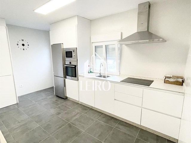 PISO REFORMADO DE 4 DORMITORIOS  - Vilagarcía de Arousa