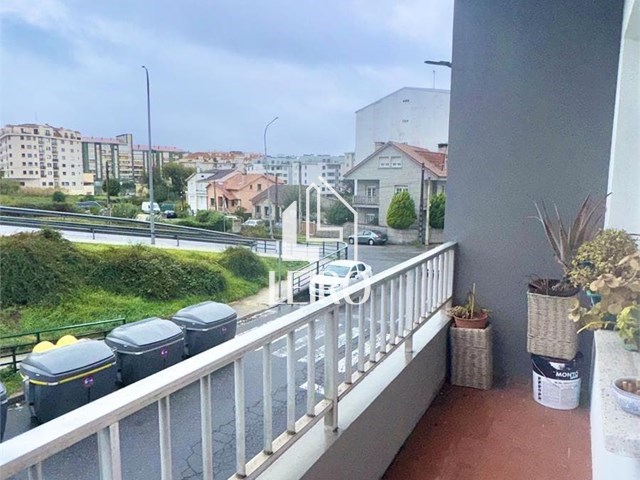 PISO REFORMADO ZONA DE PLAYA PRÓXIMO AL CENTRO - Vilagarcía de Arousa