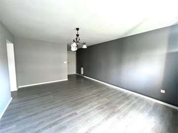 Piso Semi reformado de 3  Habitaciones Céntrico en Zona Escolar - Pontevedra