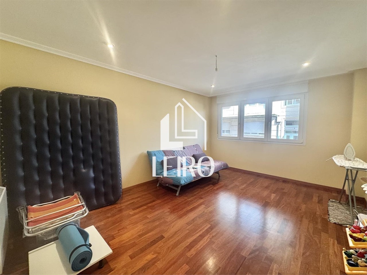 Foto 12 PISO TRES DORMITORIOS CON TERRAZA GARAJE Y TRASTERO