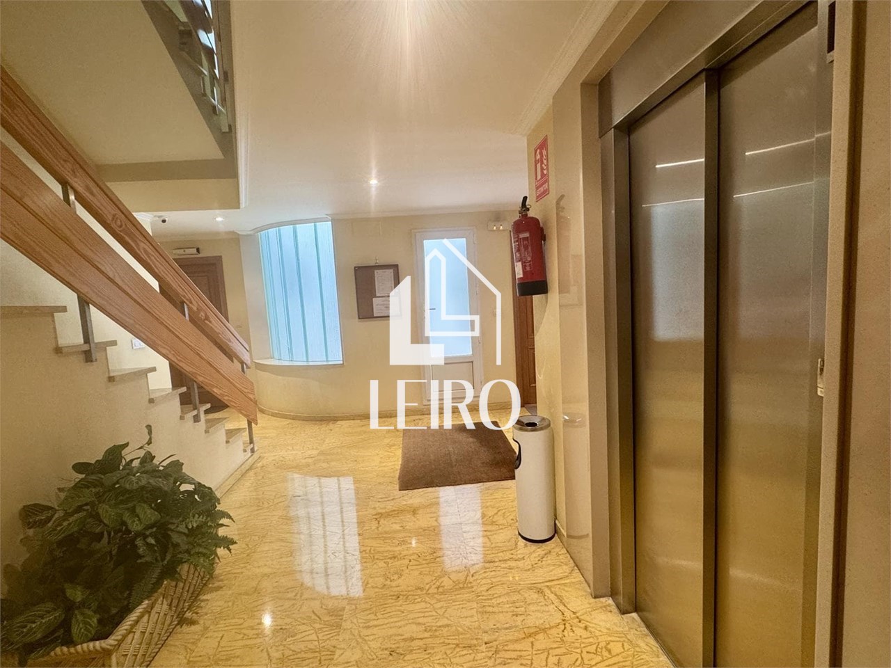 Foto 22 PISO TRES DORMITORIOS CON TERRAZA GARAJE Y TRASTERO