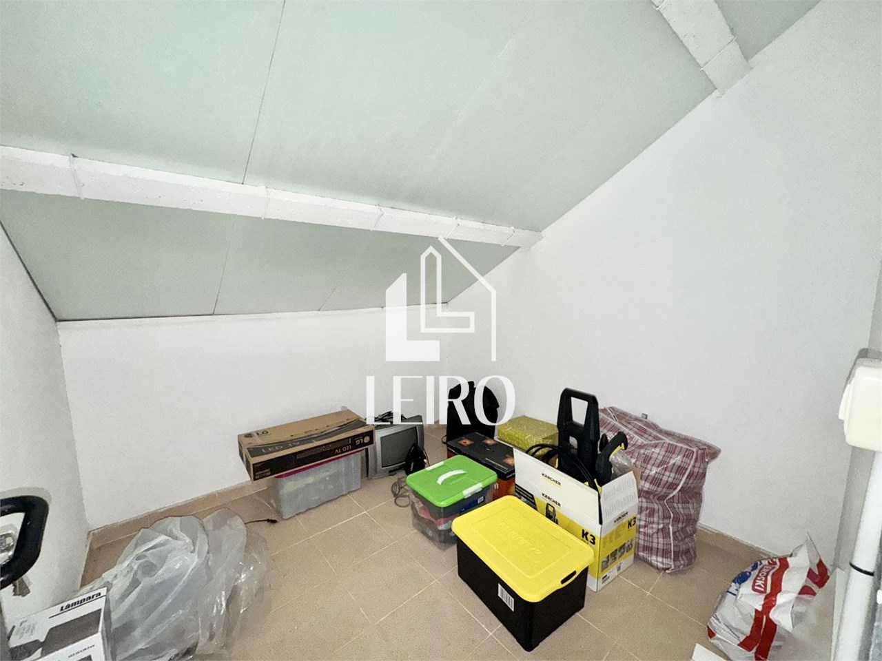 Foto 25 PISO TRES DORMITORIOS CON TERRAZA GARAJE Y TRASTERO