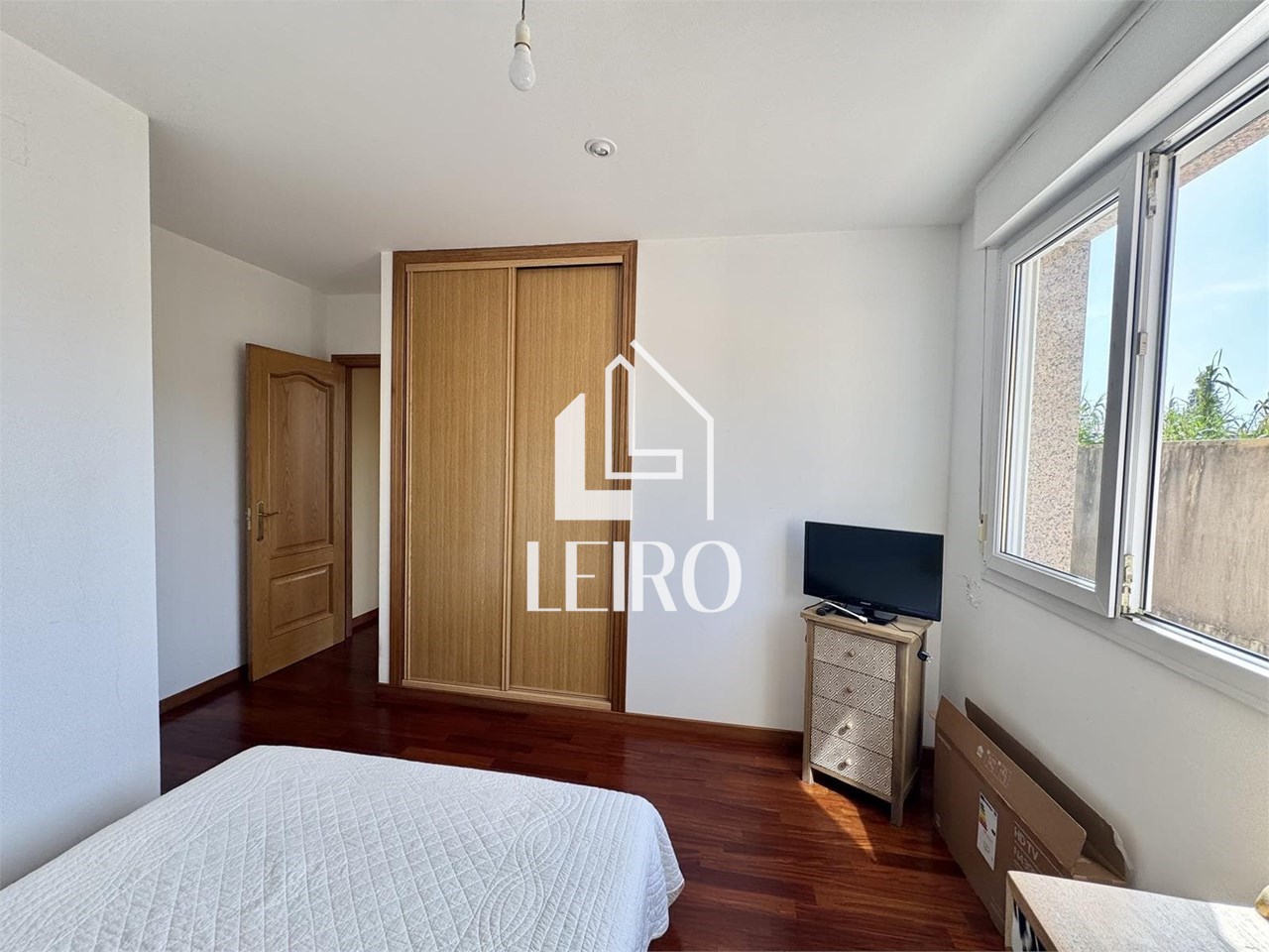 Foto 2 PISO TRES DORMITORIOS CON TERRAZA GARAJE Y TRASTERO