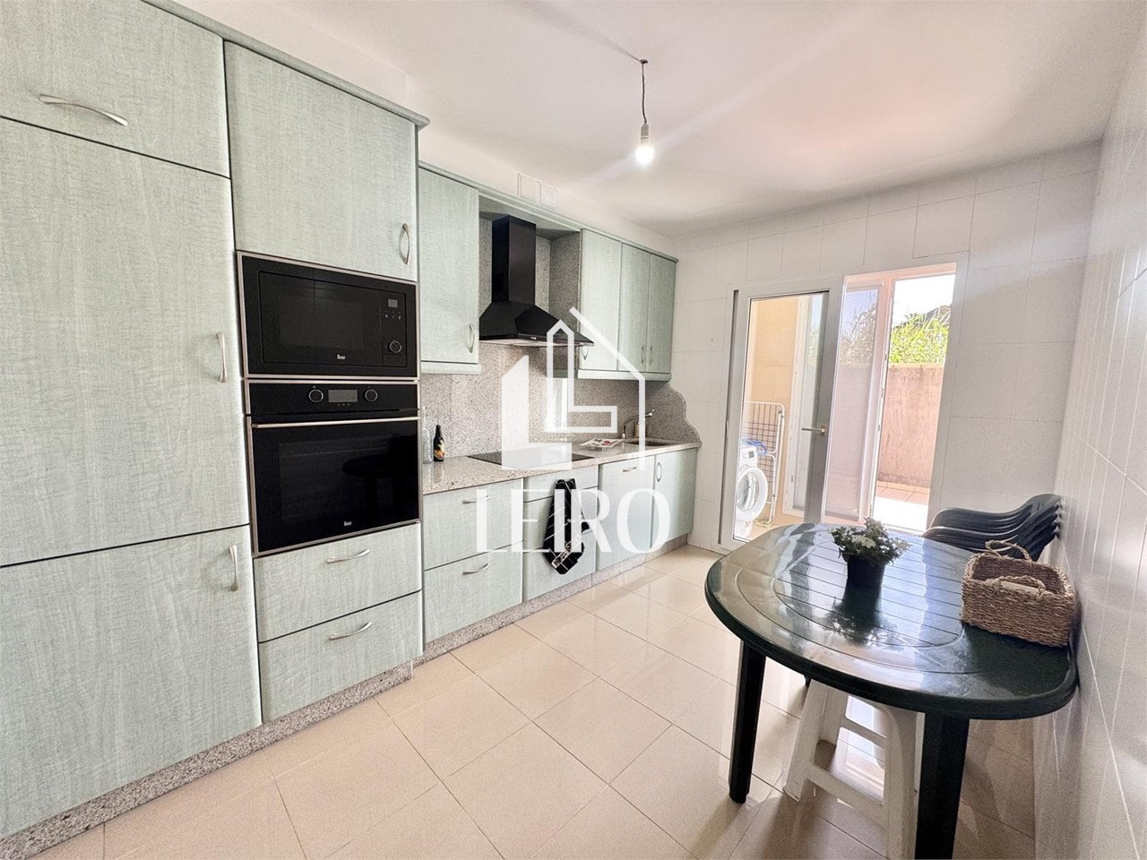 Foto 3 PISO TRES DORMITORIOS CON TERRAZA GARAJE Y TRASTERO