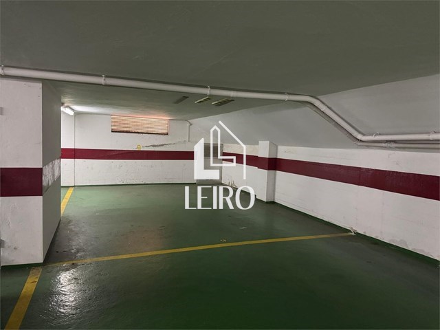 PLAZA DE GARAJE AMPLIA - Vilagarcía de Arousa