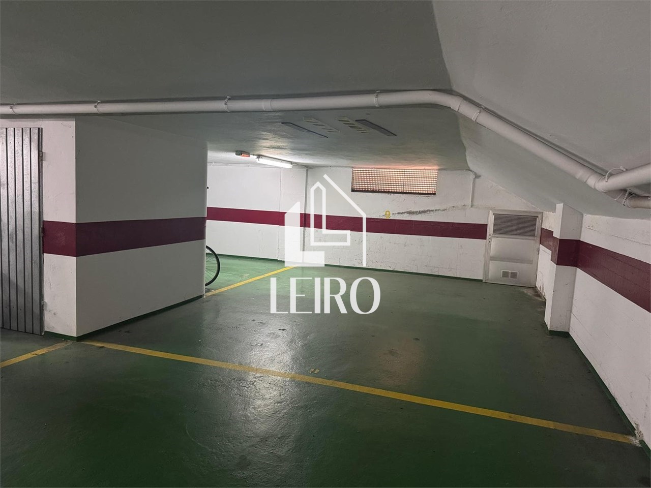 Foto 2 PLAZA DE GARAJE AMPLIA