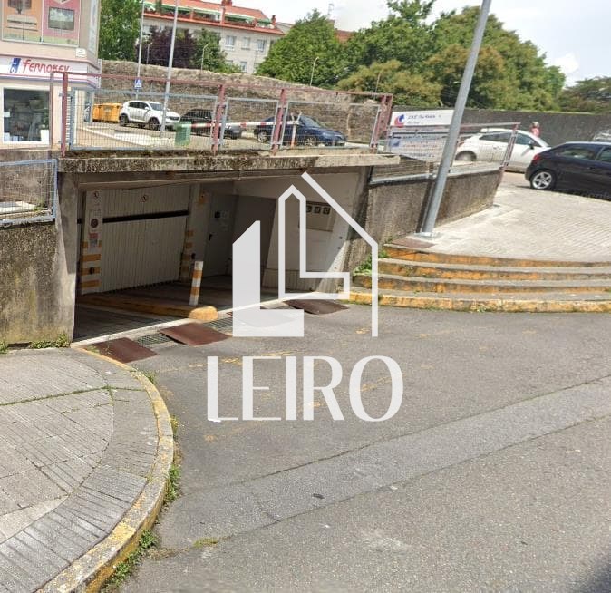 Foto 4 PLAZA DE GARAJE - ZONA CENTRO COMERCIAL