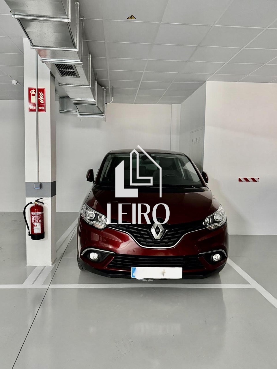 Foto 6 PLAZAS DE GARAJE PARA COCHE PARA MOTO Y TRASTEROS