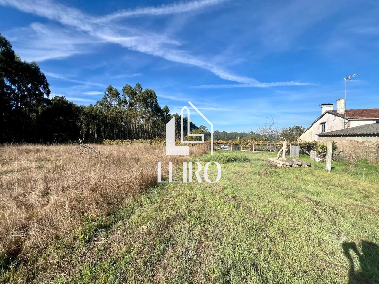 Foto 1 SOLARES EDIFICABLES PARA VIVIENDA UNIFAMILIAR A 15 MINUTOS DE SANTIAGO 