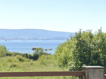 Terreno a Pie de Playa con Cierre en A Illa - Illa de Arousa