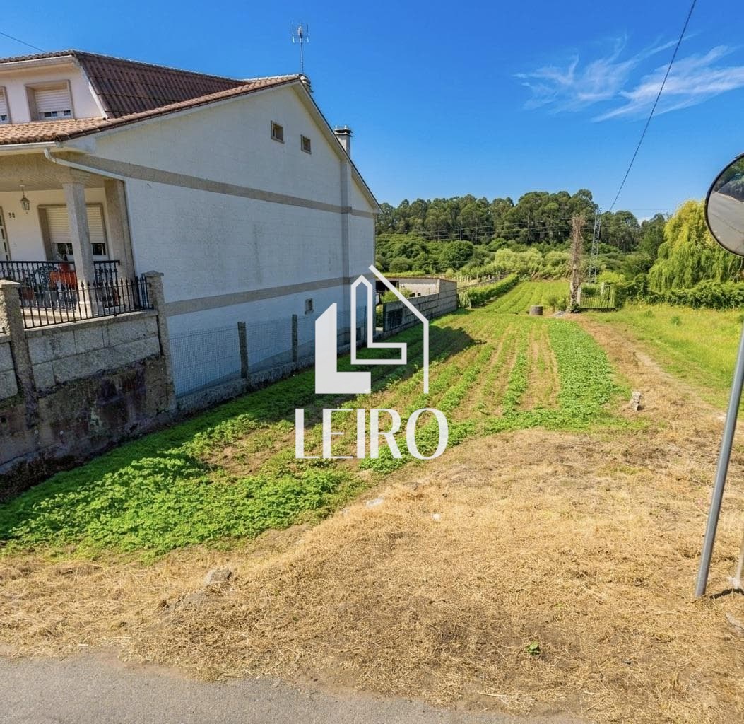 Foto 6 TERRENO CON LICENCIA Y PROYECTO 