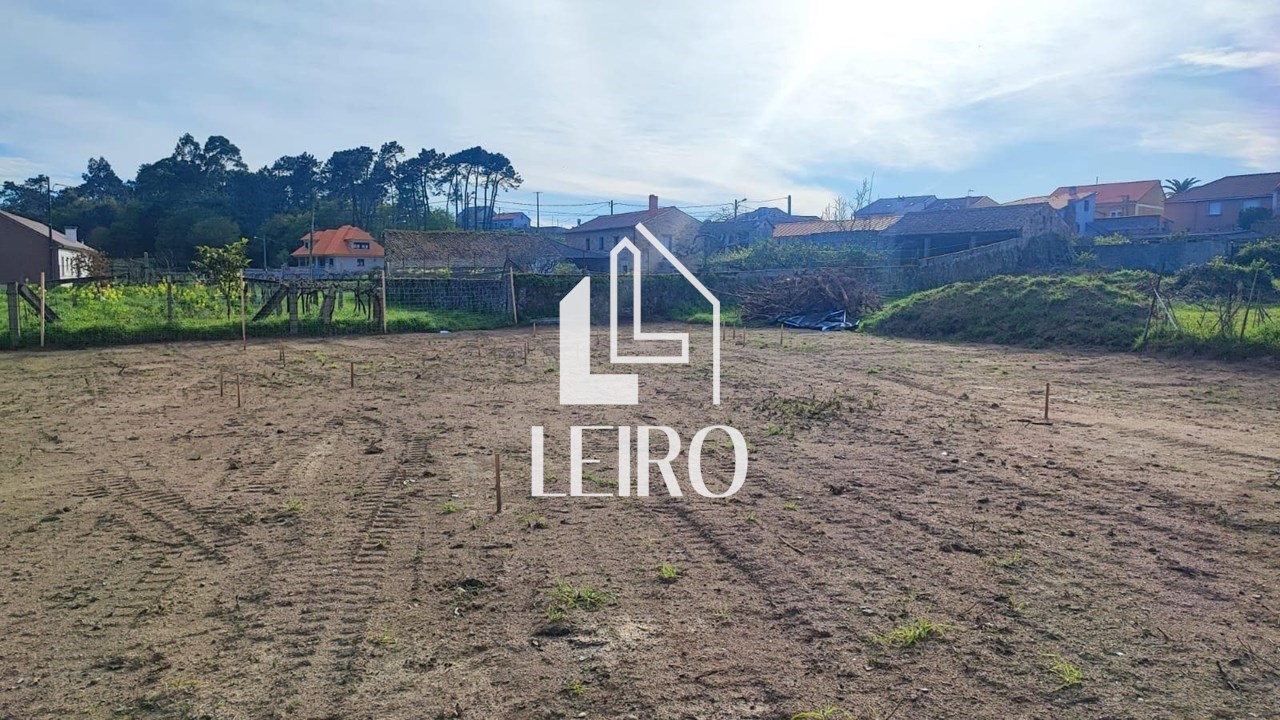 Foto 11 TERRENO CON PROYECTO Y LICENCIA  EN URBANIZACIÓN RESIDENCIAL