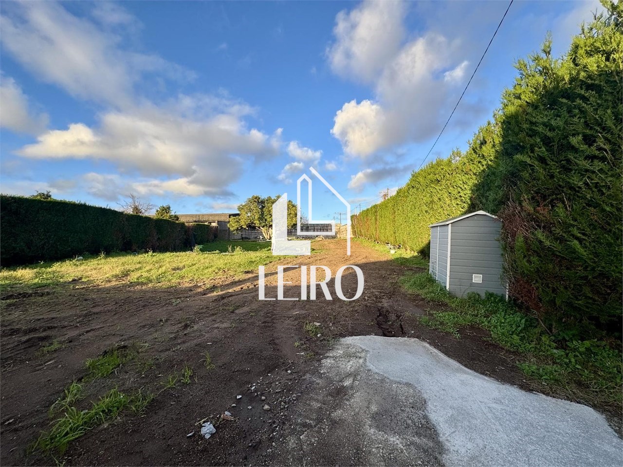 Foto 10 TERRENO EDIFCABLE CON PISCINA 