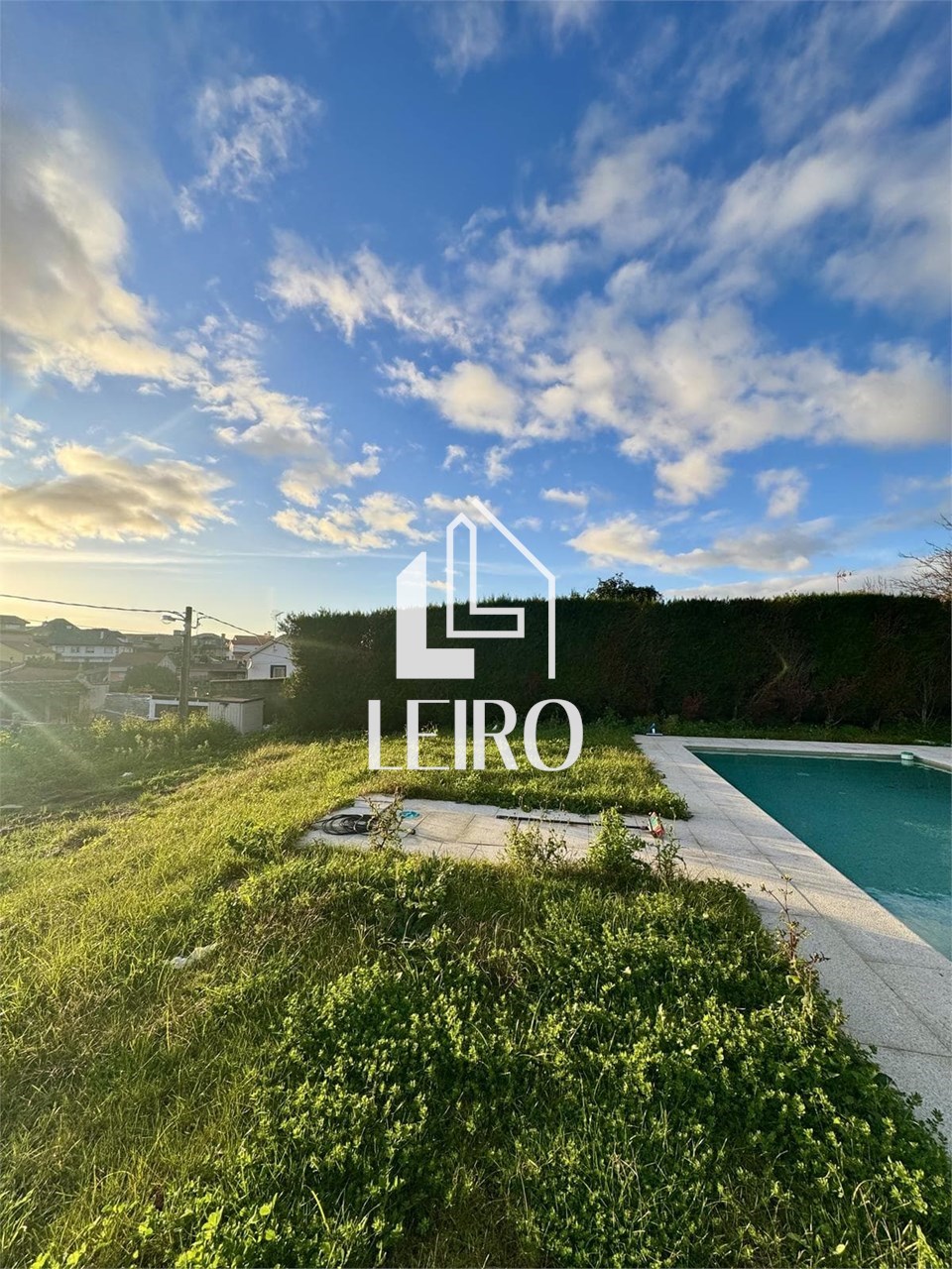 Foto 12 TERRENO EDIFCABLE CON PISCINA 