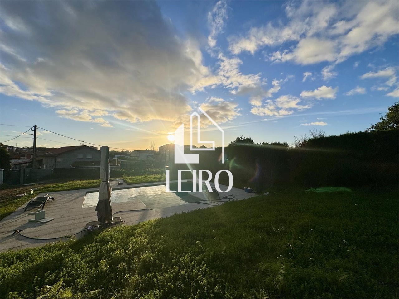 Foto 5 TERRENO EDIFCABLE CON PISCINA 