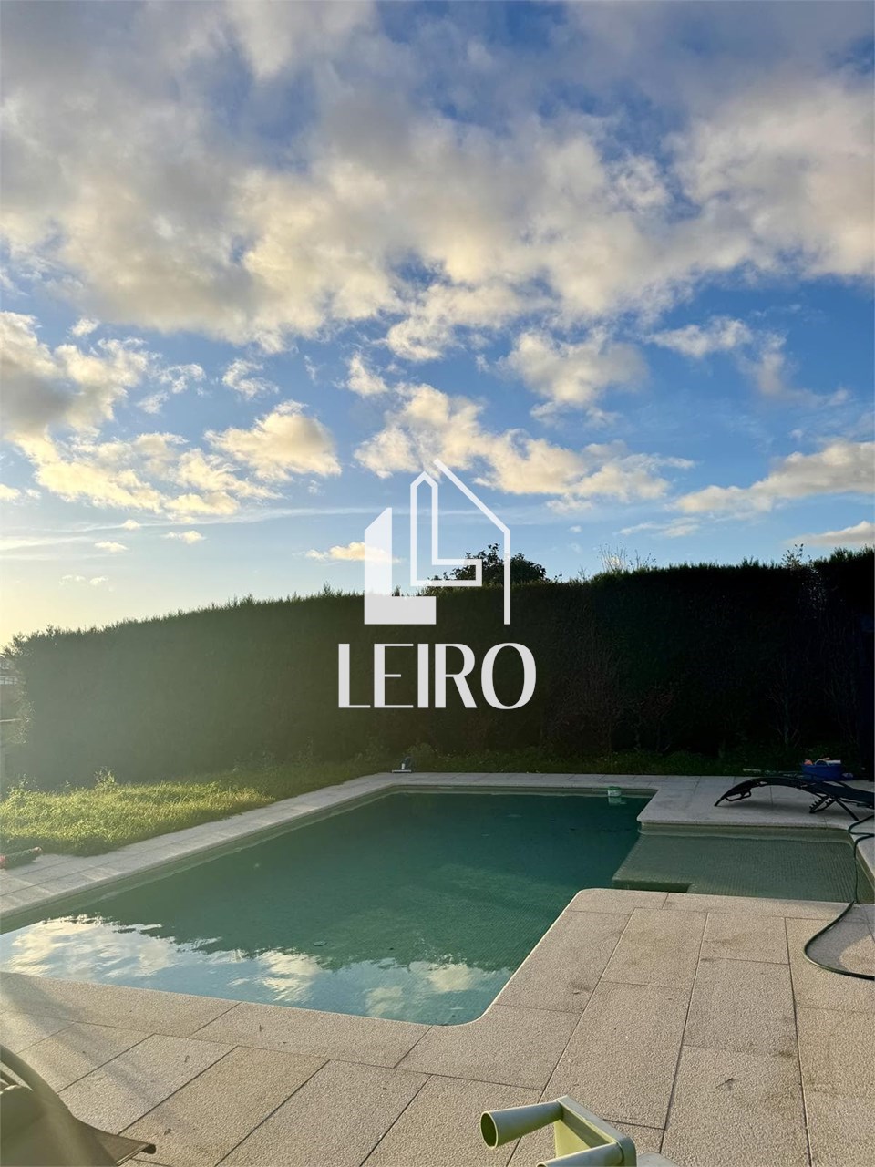 Foto 6 TERRENO EDIFCABLE CON PISCINA 