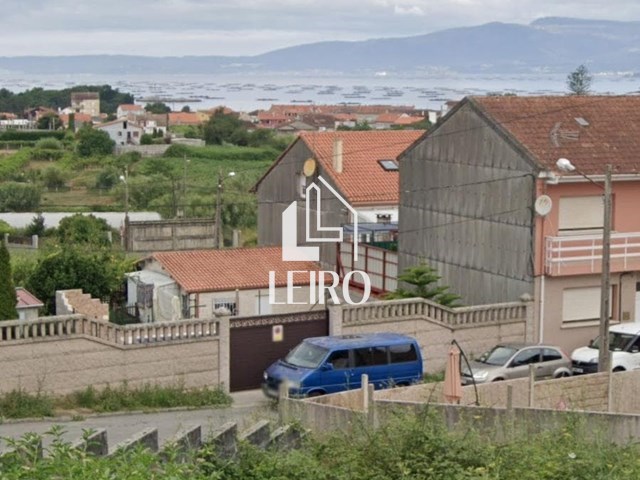 TERRENO EDIFICABLE CON VISTAS , PROYECTO Y LICENCIA - Vilagarcía de Arousa
