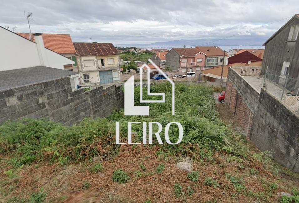 Foto 2 TERRENO EDIFICABLE CON VISTAS , PROYECTO Y LICENCIA