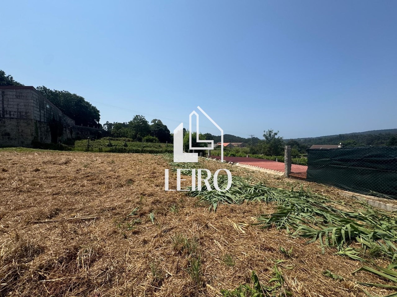Foto 4 TERRENO EDIFICABLE  VIVIENDA UNIFAMILIAR 