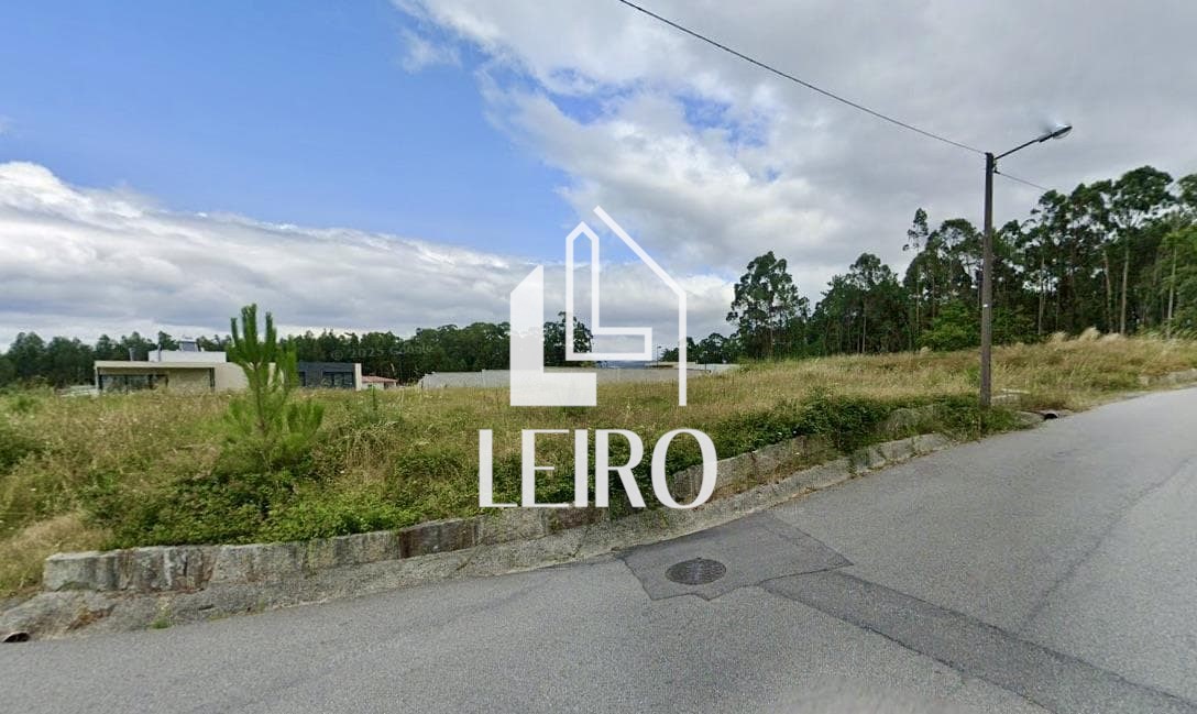 Foto 3 TERRENO EN URBANIZACIÓN CON PROYECTO Y LICENCIA