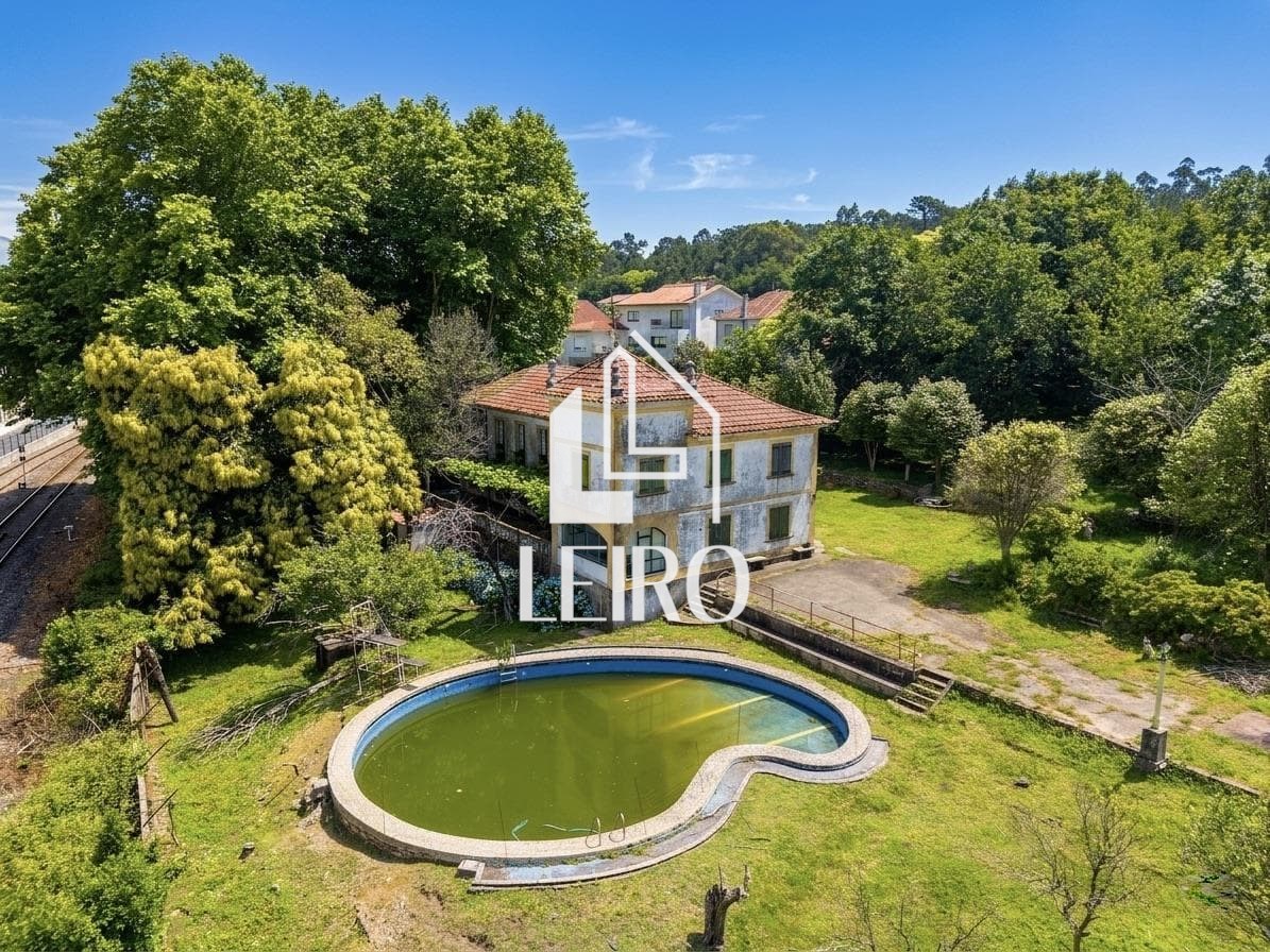 Foto 1 ÚNICO EN GALICIA : ANTIGUO COMPLEJO TERMAL/BALNEARIO HISTÓRICO EN CATOIRA