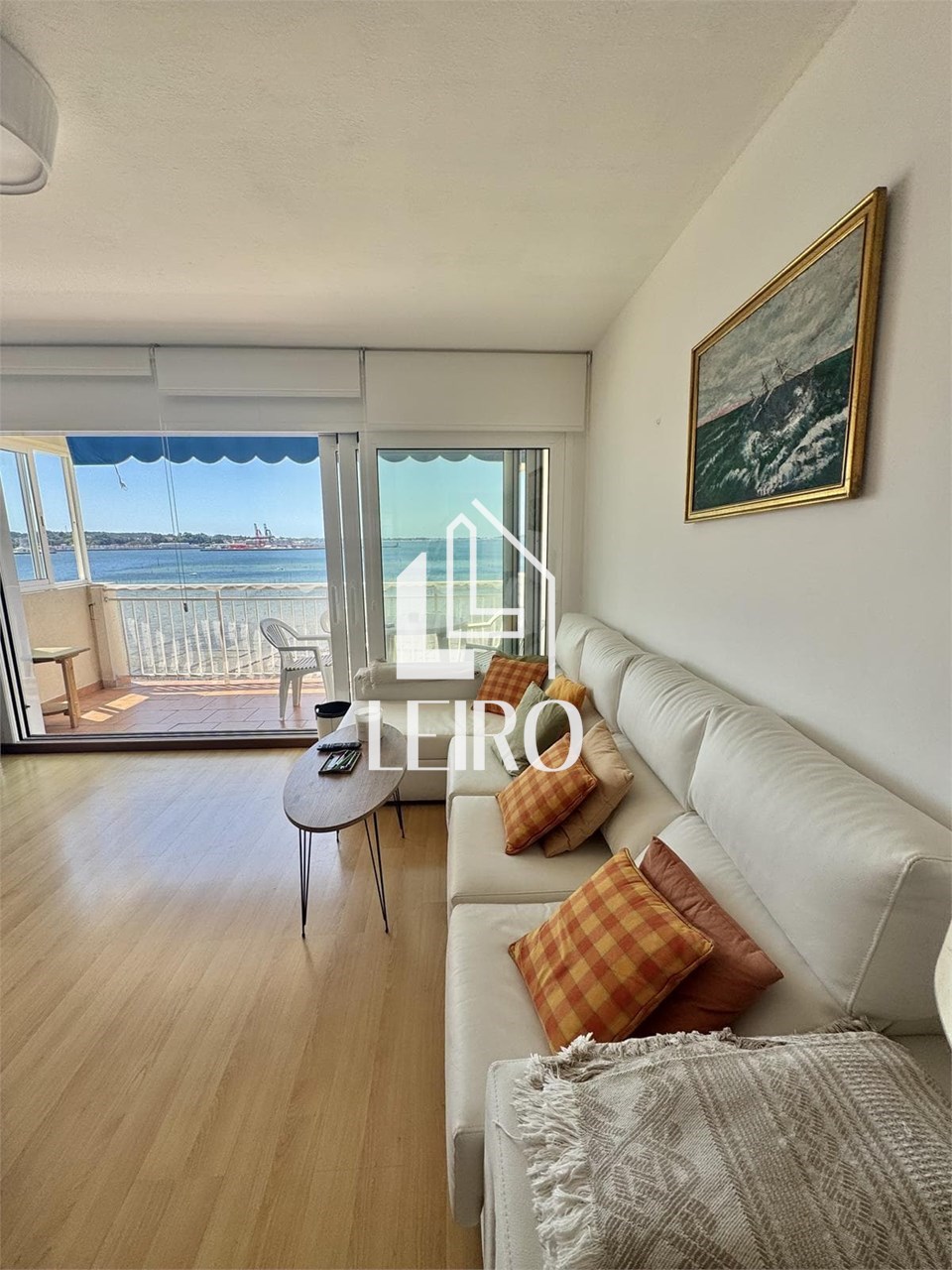 Foto 3 VIVIENDA EXCLUSIVA-DUPLEX CON IMPRESIONANTES VISTAS AL MAR Y PISCINA