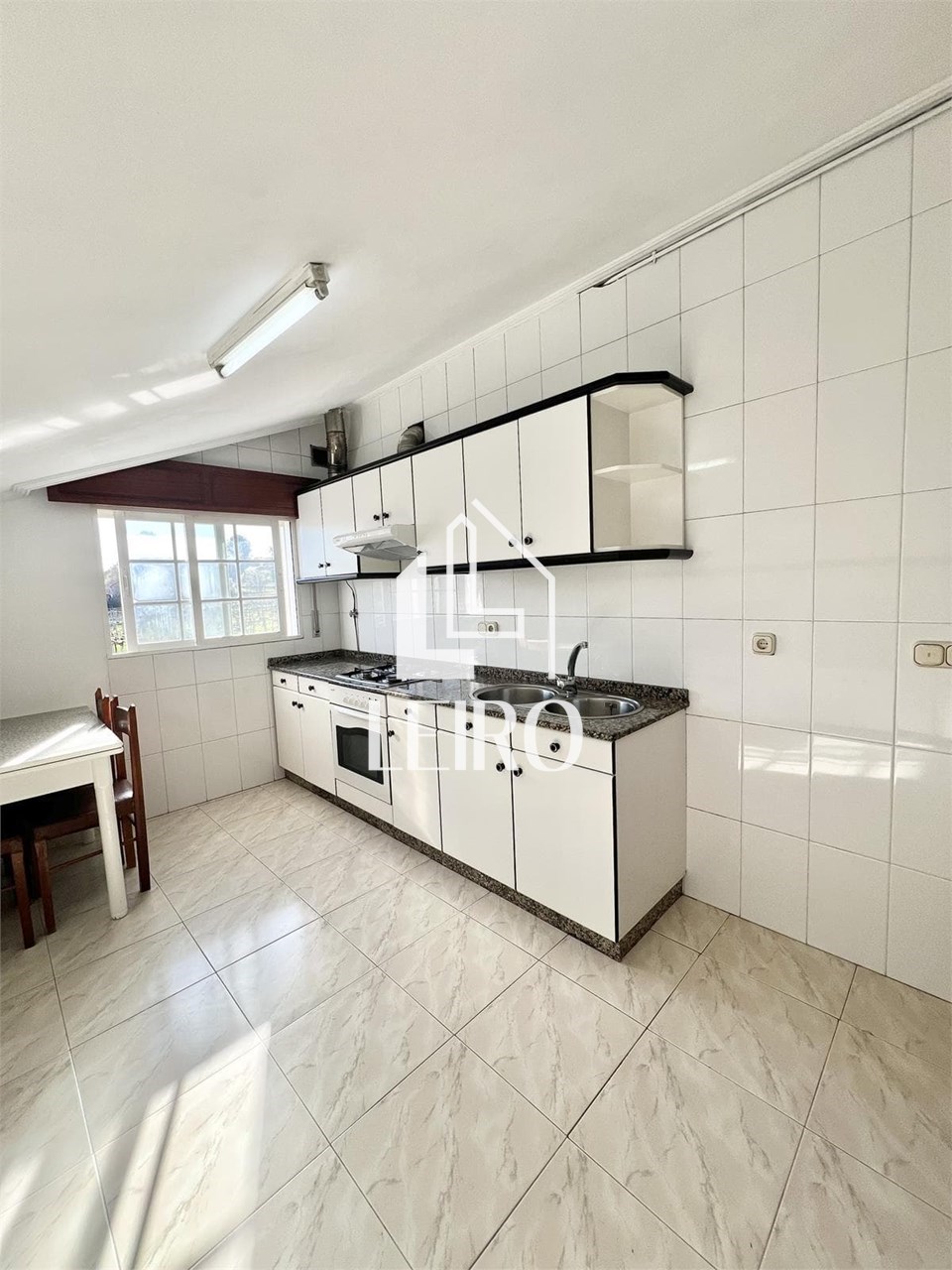 Foto 30 VIVIENDA UNIFAMILIAR  DE PIEDRA CON TERRENO MUY BIEN COMUNICADA